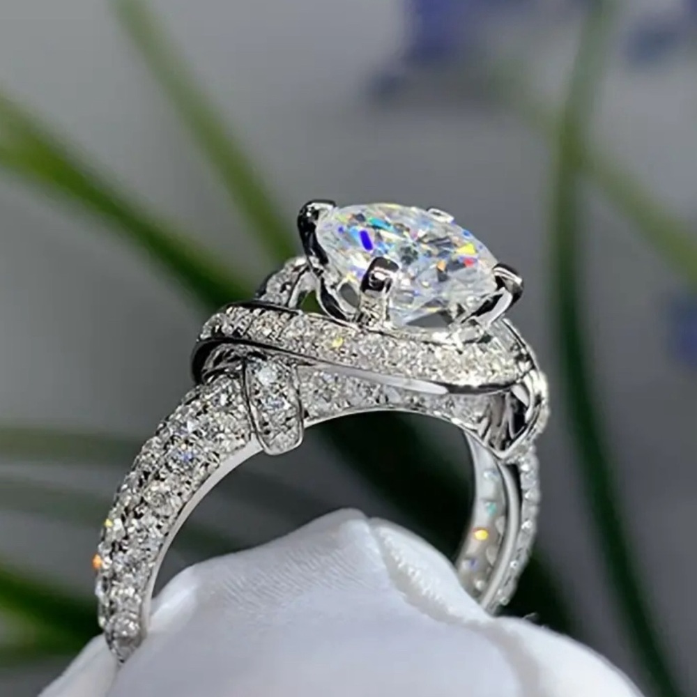 Elegant Sparkling CZ Ring - Luxury‎ Copper Wedding Band Platinum Plated size 7